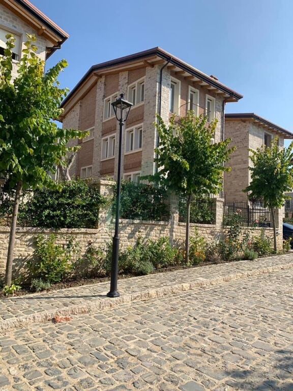 SHITET APARTAMENT 3+1+4 NE RZIDENCEN SECRET GARDEN!
