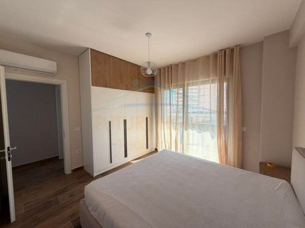 Shitet, Apartament 2+1+2, Oasis Residence, Unaza e Re