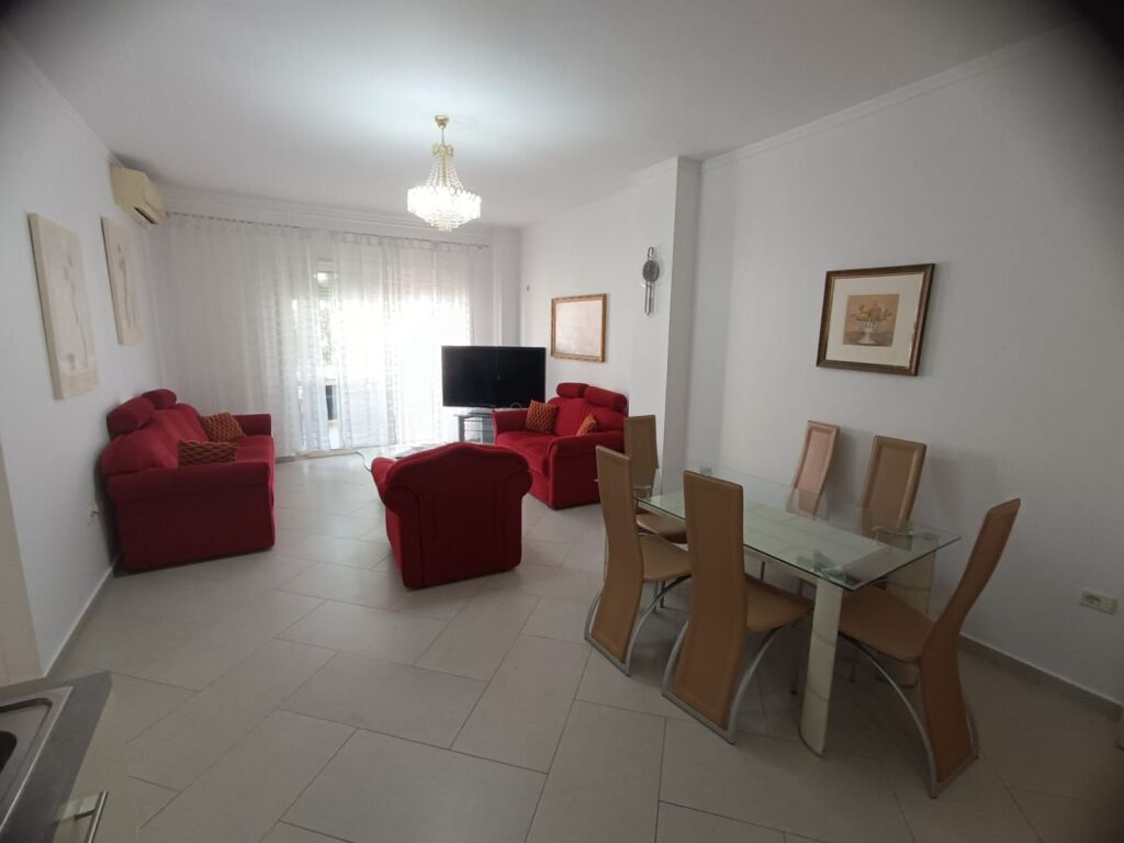 AFFITTASI APPARTAMENTO 2+1 AL GIARDINO BOTANICO  ID 5668