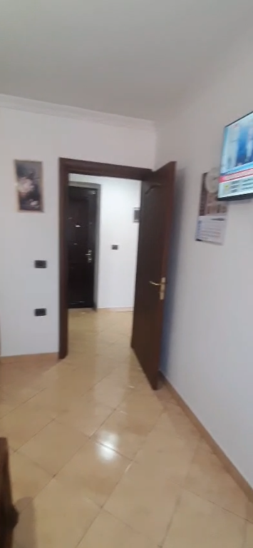 Appartamento 2+1 adatto per affitto Ospedale sotto il marciapiede !