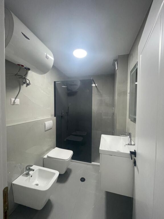 Qera | Apartament 1 + 1 | Fresk | 400 €/muaj