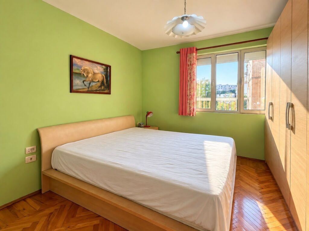 Shitet apartament 2+1+2 Myslym Shyri