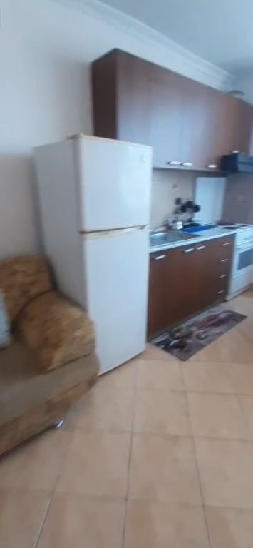Appartamento 2+1 adatto per affitto Ospedale sotto il marciapiede !