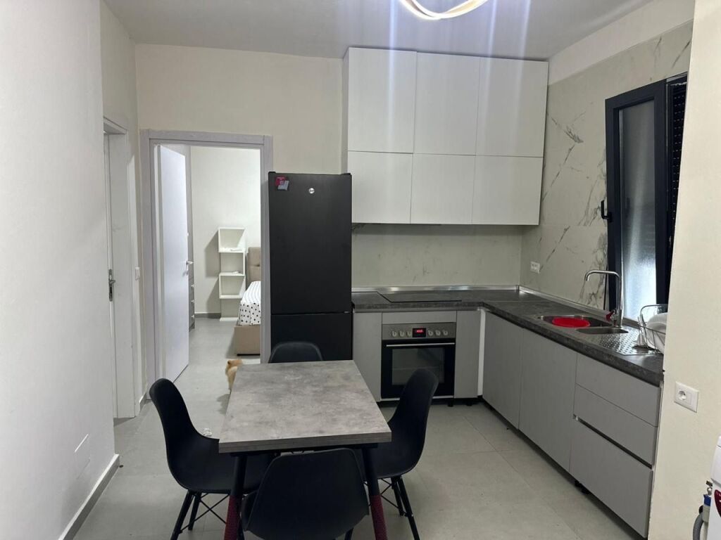 🏡 JEPET ME QIRA APARTAMENT 1+1 – KODRA E DIELLIT