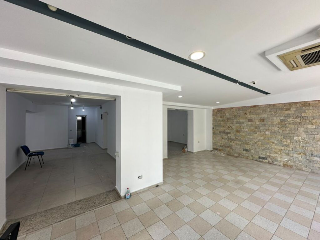 Rent, Business Premises, Durres Road, Tirana