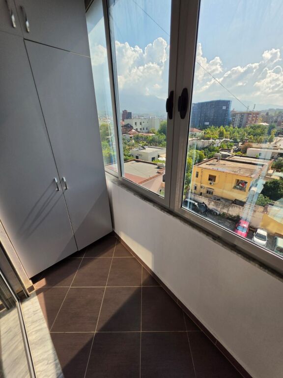 Rent | Apartament 3 + 1 + Garazhd | Brryli | 850 €/month