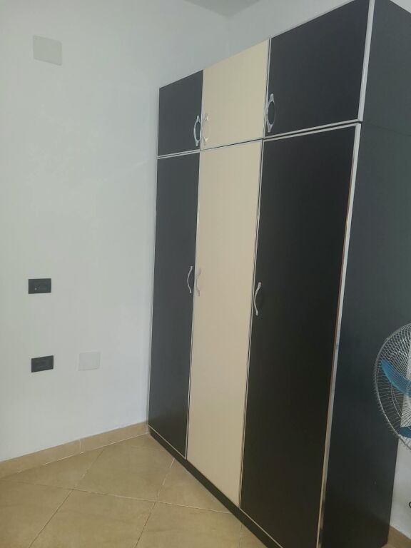 Rent | Shtëpi private 1 + 1 | Rruga Ramë Sadria | 400 €/month