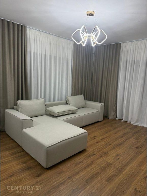 Japim me qira apartament 2+1+2+ parkim te Rezidenca Kodra e Diellit 2!
