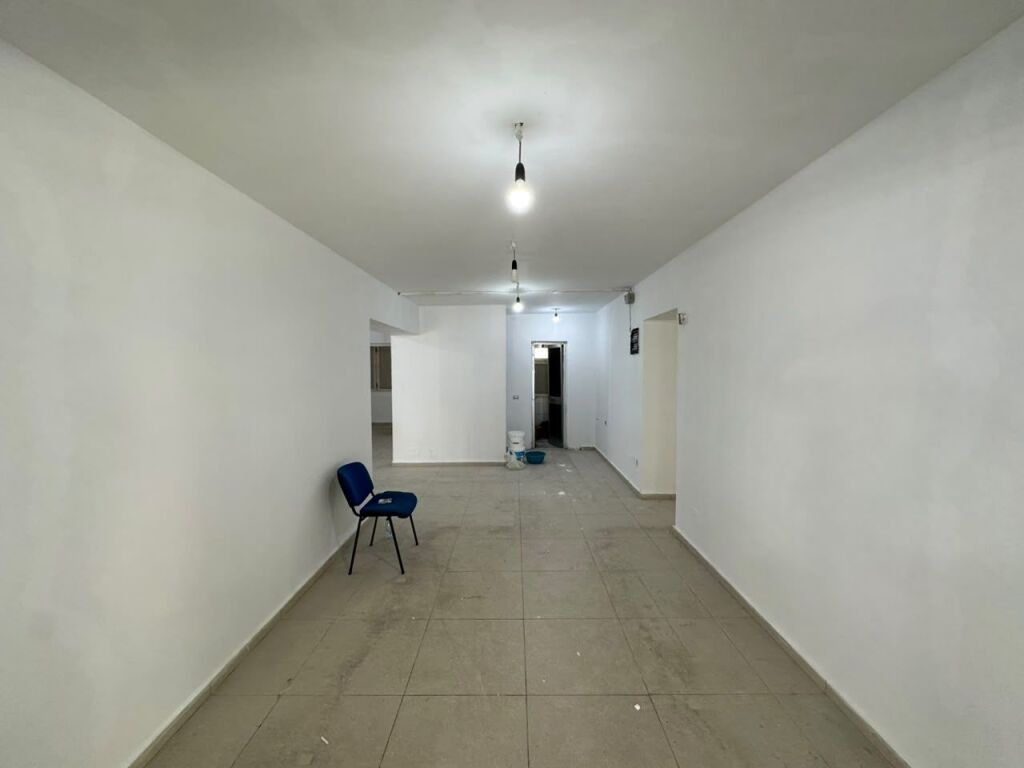 Rent, Business Premises, Durres Road, Tirana