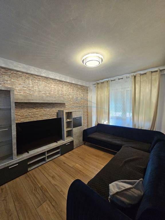 Rent, Apartment 2+1+2, Jordan Misja Street, Tirana.