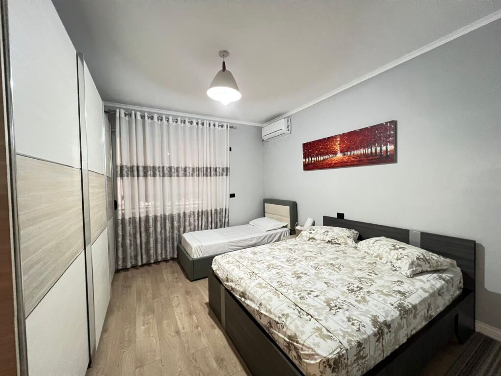 Apartament 1+1 me qera, Stacioni Pare plazh