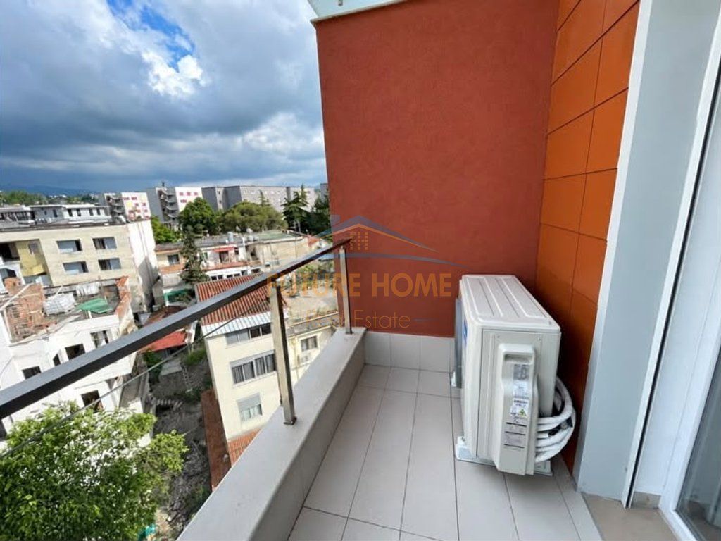 Qera,Apartament 2+1,Rruga Elbasanit !