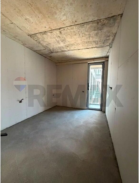 Apartament - Për Shitje - Rruga Ali Demi, Tiranë