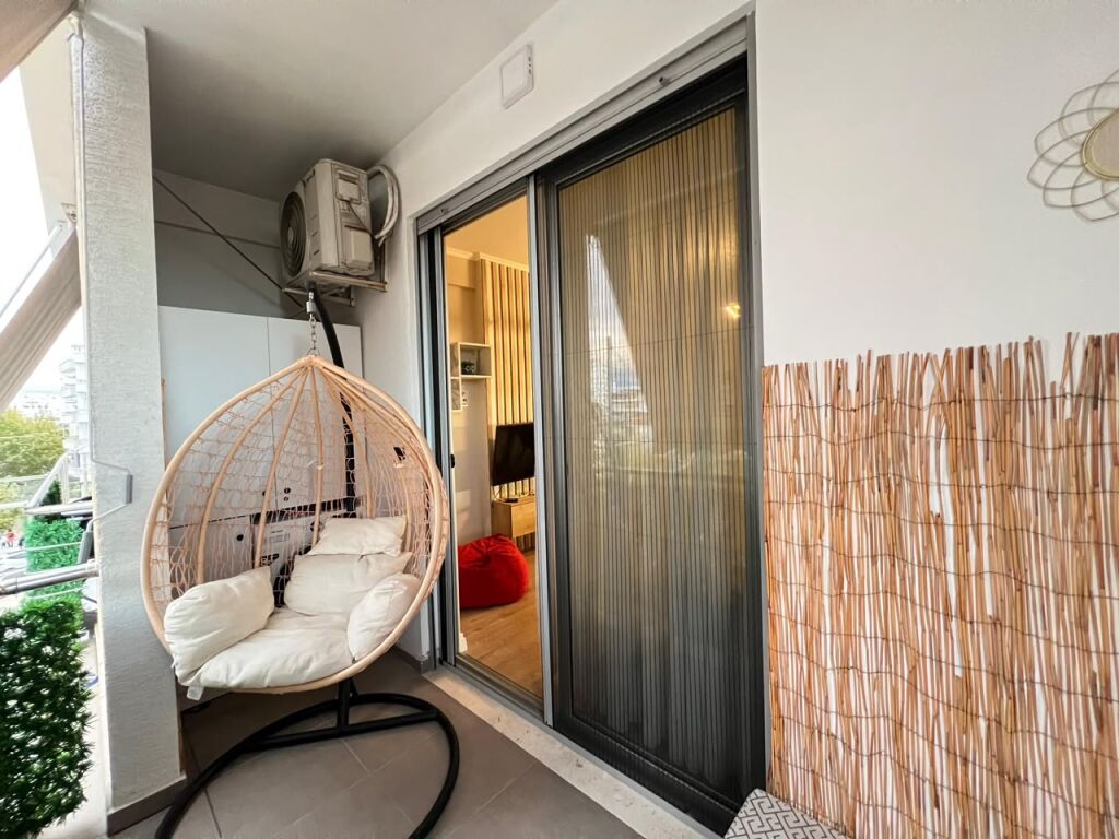Apartament 1+1 me qera, Stacioni Pare plazh