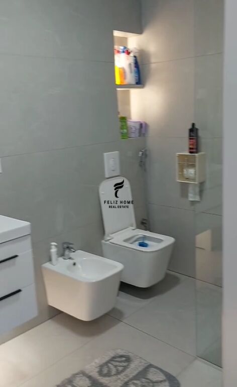 SHITET APARTAMENT 1+1 KINOSTUDIO 14.600.000 LEKE FH-94855