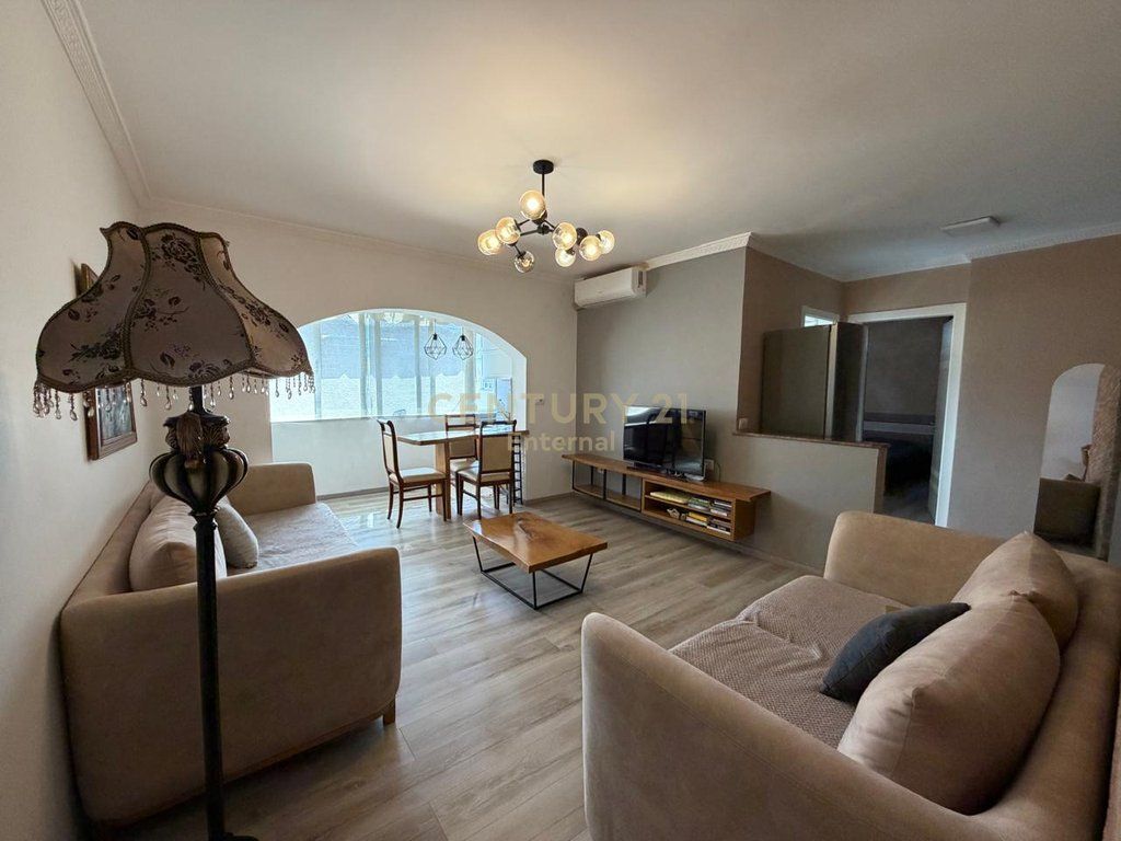 APARTAMENT 1+1 NË SHITJE – KOMUNA E PARISIT