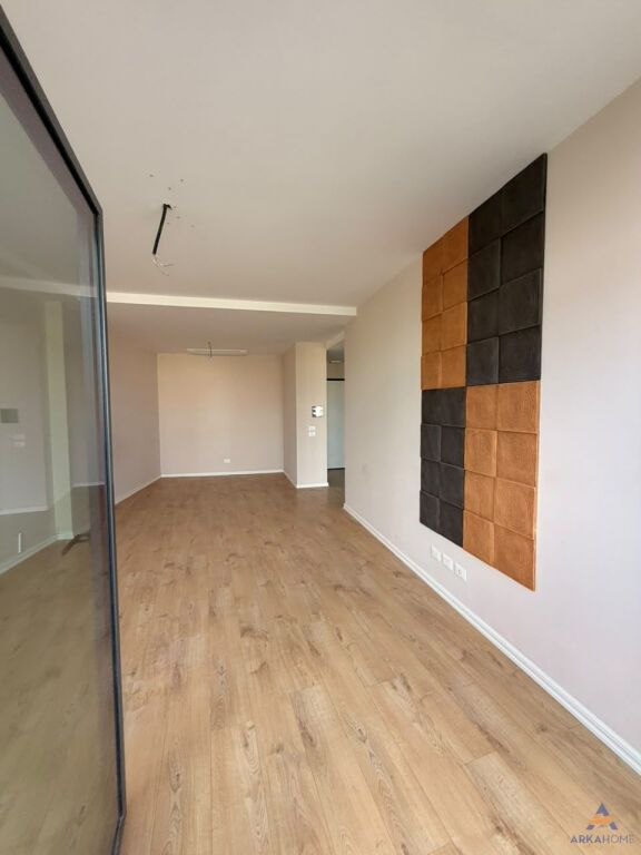 FOR RENT APARTMENT 2+1+2+BALCONY+PARKING SPACE FOR OFFICES/RESIDENCE "TE LAKE VIEW RESIDENCE" 1600 EURO