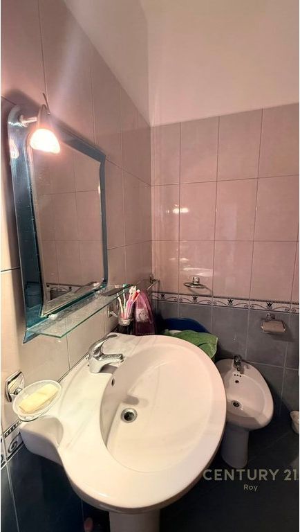 STUDIO APARTMENT FOR SALE NEAR MIAMI BEACH IN GOLEM!