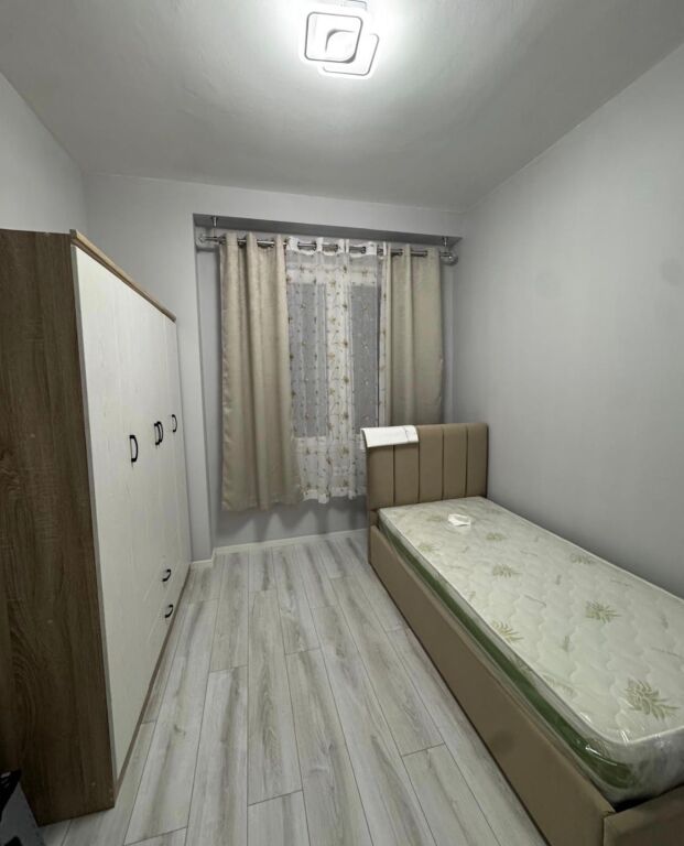 Jepet me qera apartament 2+1 në Paskuqan!