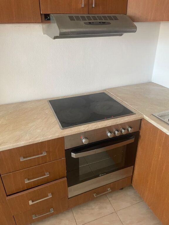 Apartment 2+1 for rent Yzberisht !