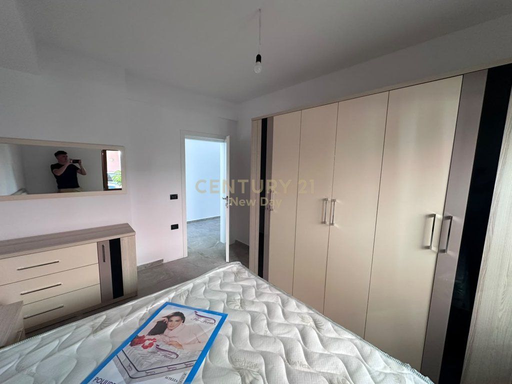 For rent ground floor of a villa in the Ish Keneta area.