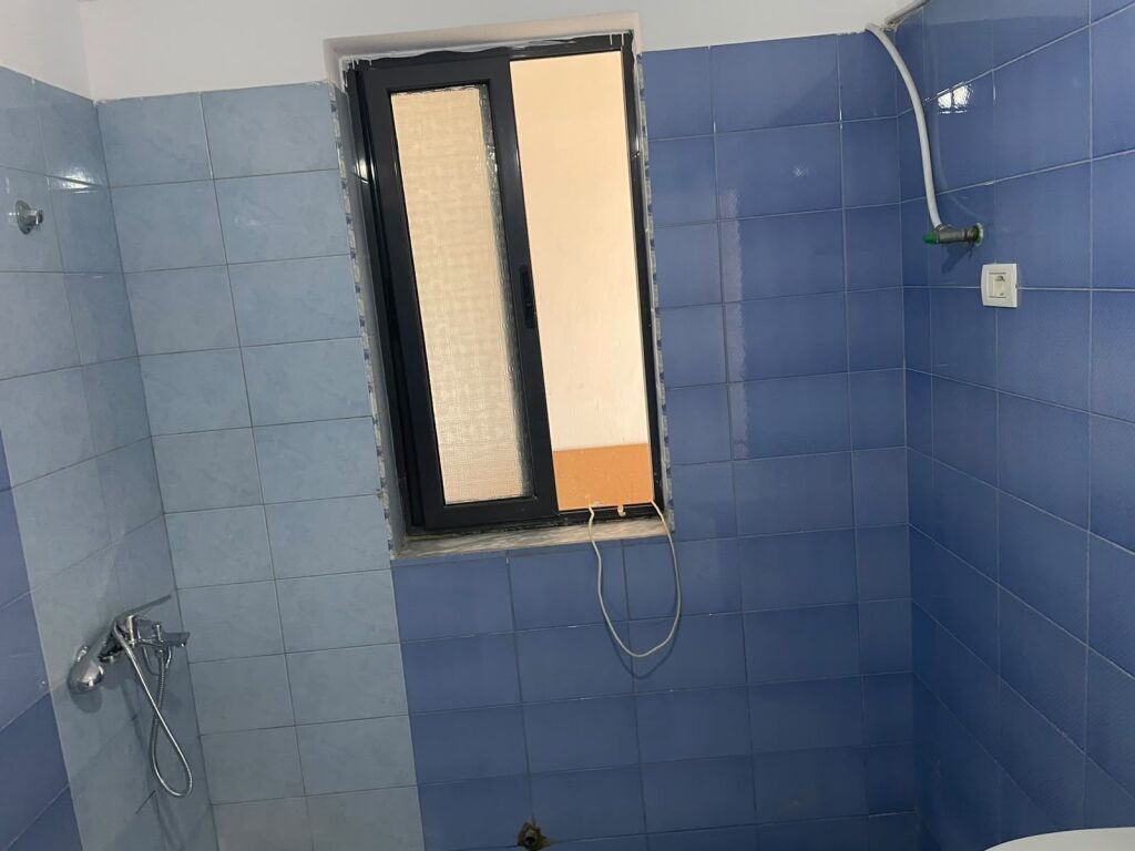 Apartment 2+1 for rent Yzberisht !