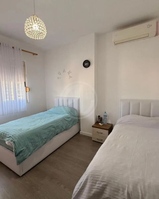 For Rent: Apartment 3+1+2 with storage and 2 balconies – Center, Municipality, Durrës 🏢