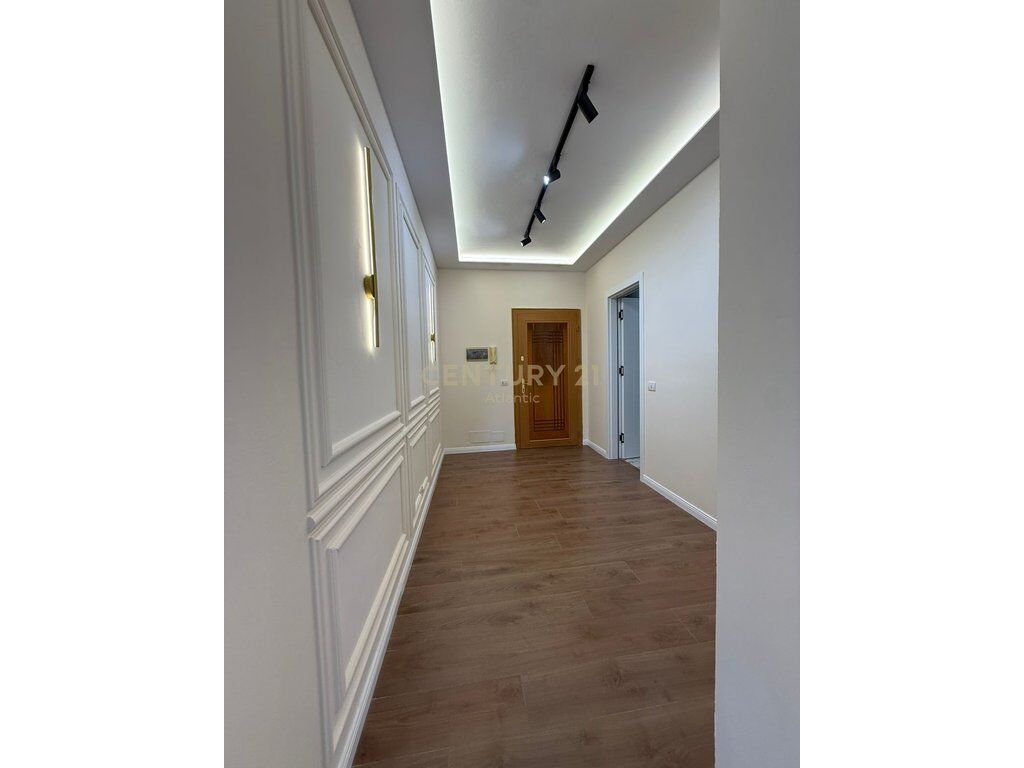 SHITET APARTAMENT 1+1 TEK ISH RAJONI LAGJA 6 DURRES !
