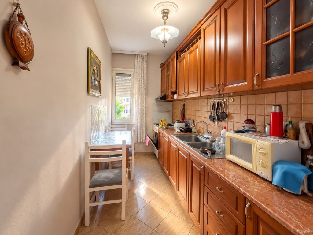 Shitet apartament 2+1+2 Myslym Shyri