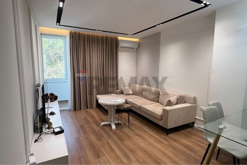 Apartment 2+1 for rent near Petronini Luarasi