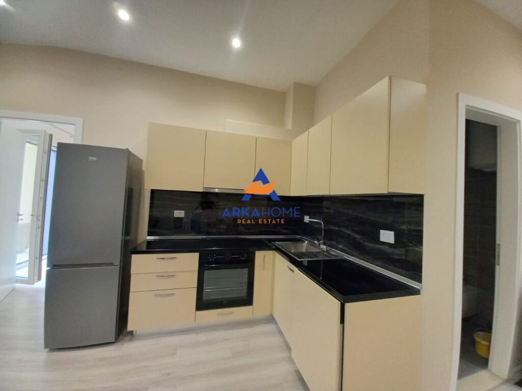 JEPET APARTMENT ME QIRA 1+1+ BALLKON "REZIDENCA KURORA E KOPSHTIT BOTANIK" 600 EURO