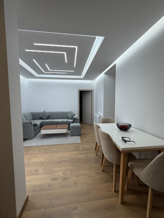 Apartment 1+1+parking space for rent at Residenca Porta Tirana e Re