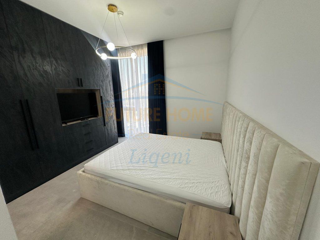 Rent, Apartment 2+1+Parking Space, Forest Complex, Tirana