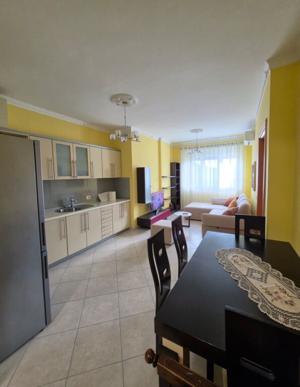 Apartament 1+1 me qera te Unaza e Re