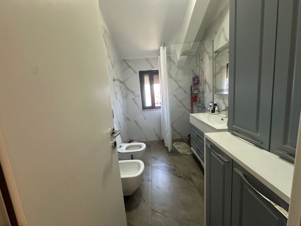 Apartment 2+1+Verandas for rent near the Erli Complex in Porcelan.
