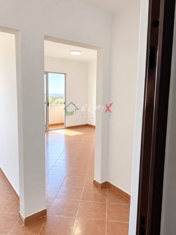 🏡 SHITET APARTAMENT 1+1 – PRANË RROTËS SË KUQE, DURRËS 🌊