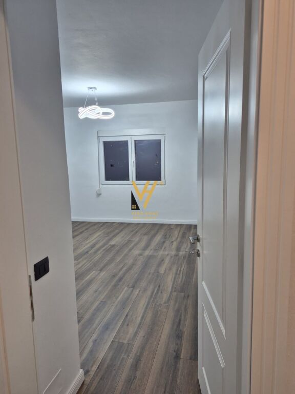 FOR SALE APARTMENT 1+1+BLK AT BLVD. ZOGU I PARE 18,000,000 LEKE