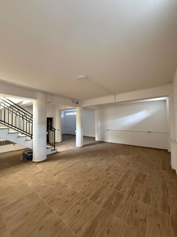 🏡 JEPET ME QIRA VILË – MJULL BATHORE