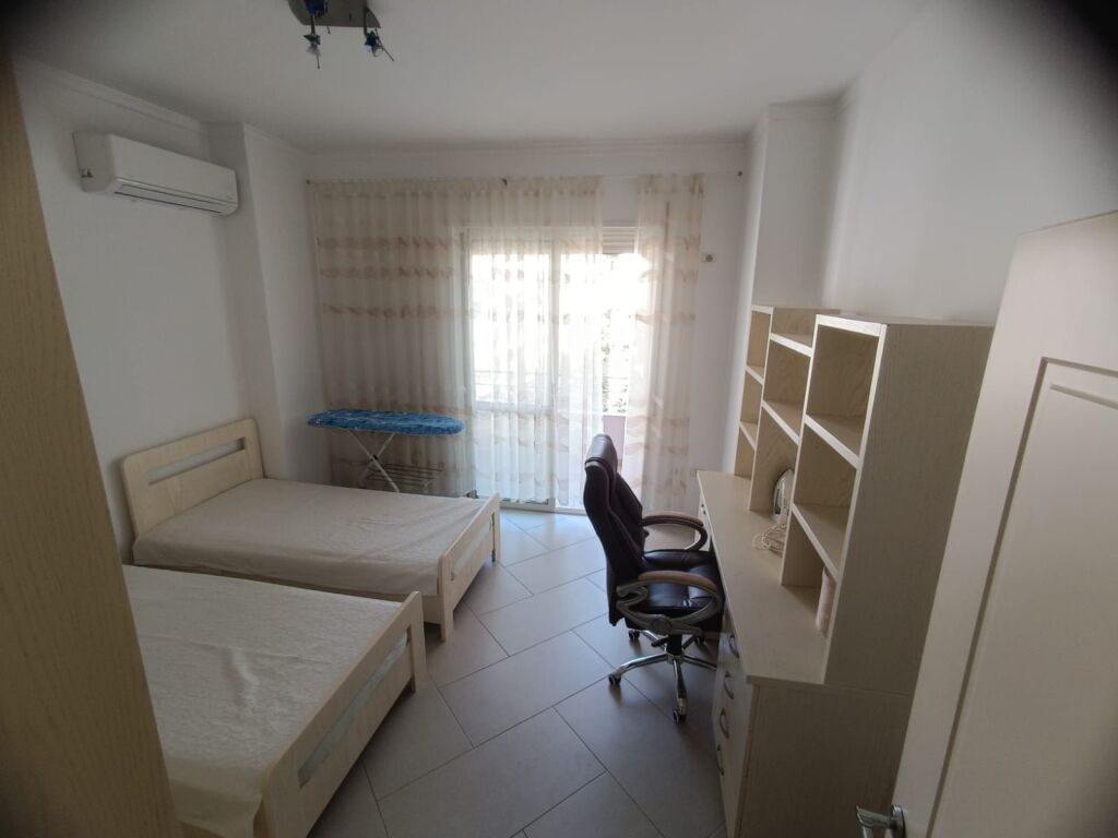 AFFITTASI APPARTAMENTO 2+1 AL GIARDINO BOTANICO  ID 5668