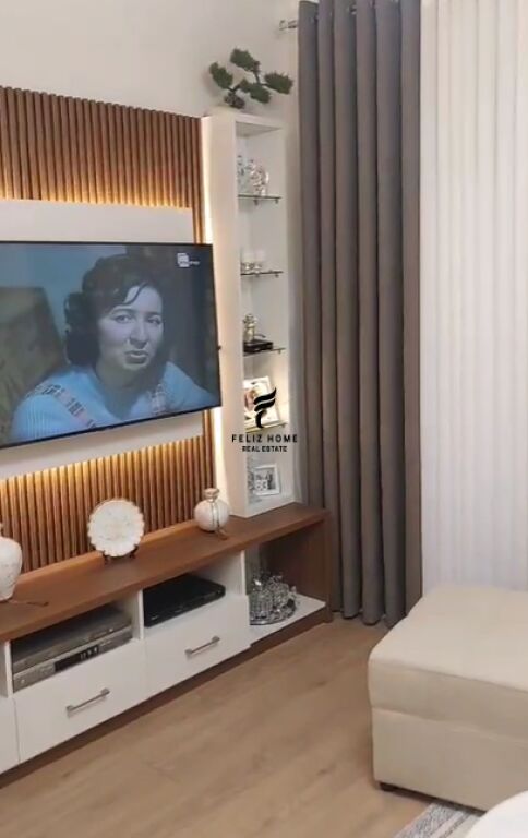 SHITET APARTAMENT 1+1 KINOSTUDIO 14.600.000 LEKE FH-94855