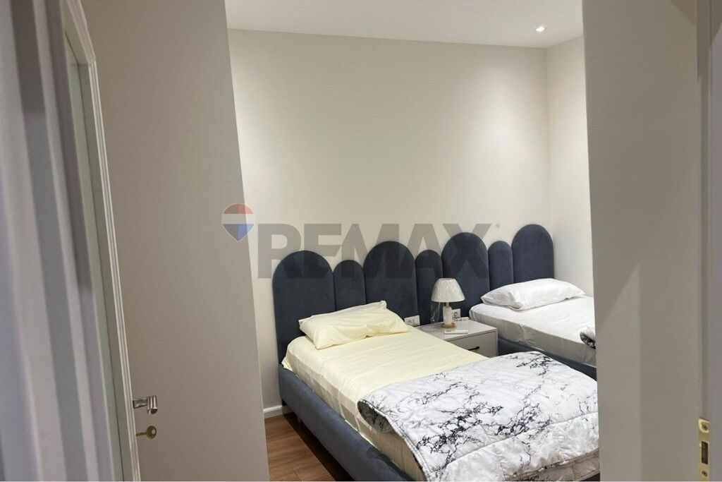 Apartment 2+1 for rent near Petronini Luarasi