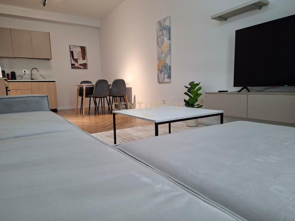 Appartamento 1+1 in Vendita in Via Mine Peza, Tirana - 203.000€ | 69,5 m²