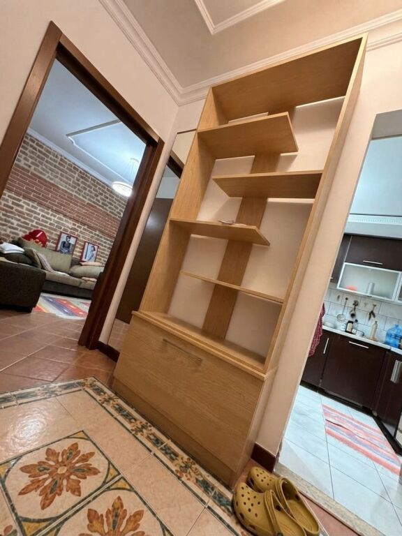 JEPET ME QERA APARTAMENT 1+1 – Rruga "Myslym Shyri"