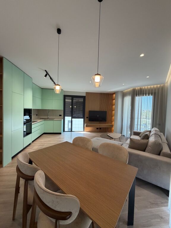 Jepet me qira apartament 2+1+2 – Liqeni i Thatë