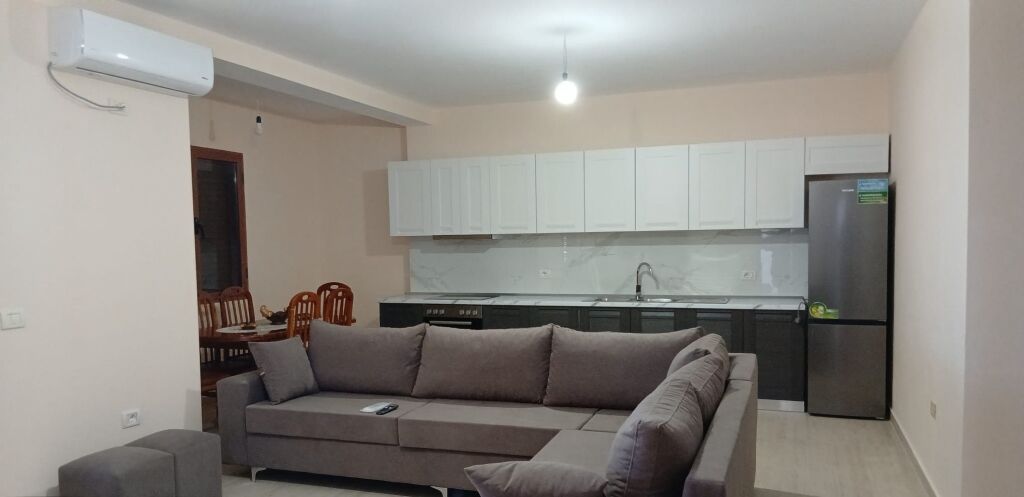 Vile Me Qera 2+1 Ne Laprake (ID BV22709) Tirane