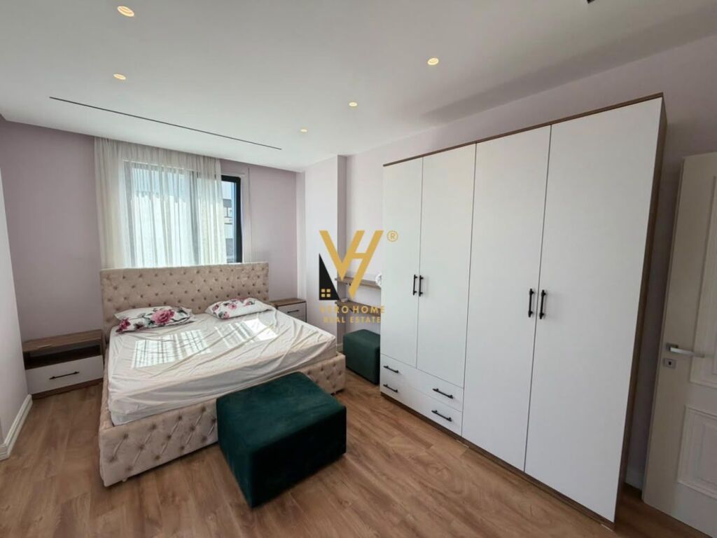 AFFITTASI APPARTAMENTO 3+1+2 BLK A PORCELAN 1.000 EURO