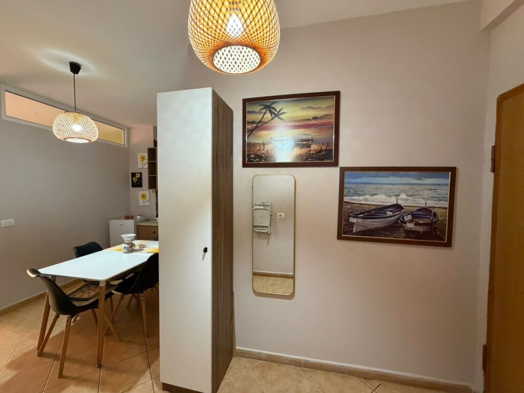 Appartamento 1+1 in Affitto a Lungo Termine - 📍 Lungomare, vicino al Mercato Haso, Vlora