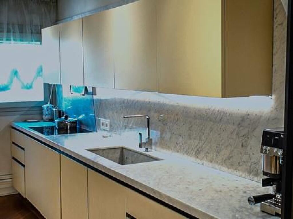 For sale, Luxury Apartment 2+1+2, Komuna e Parisit, Tirana.