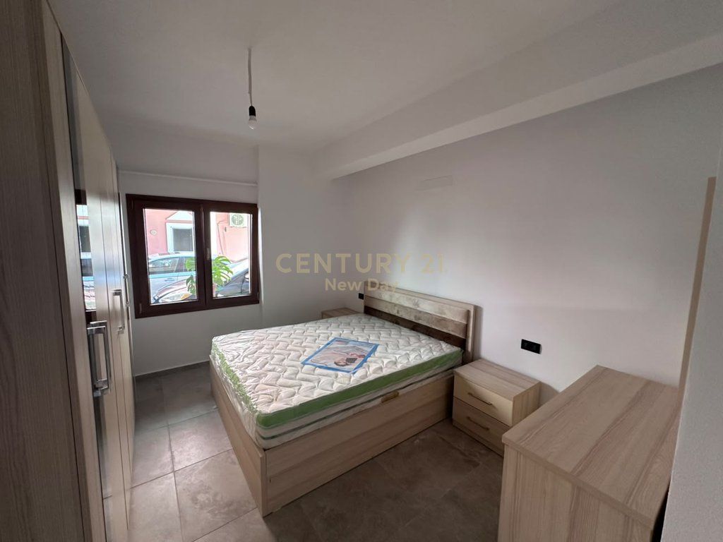For rent ground floor of a villa in the Ish Keneta area.