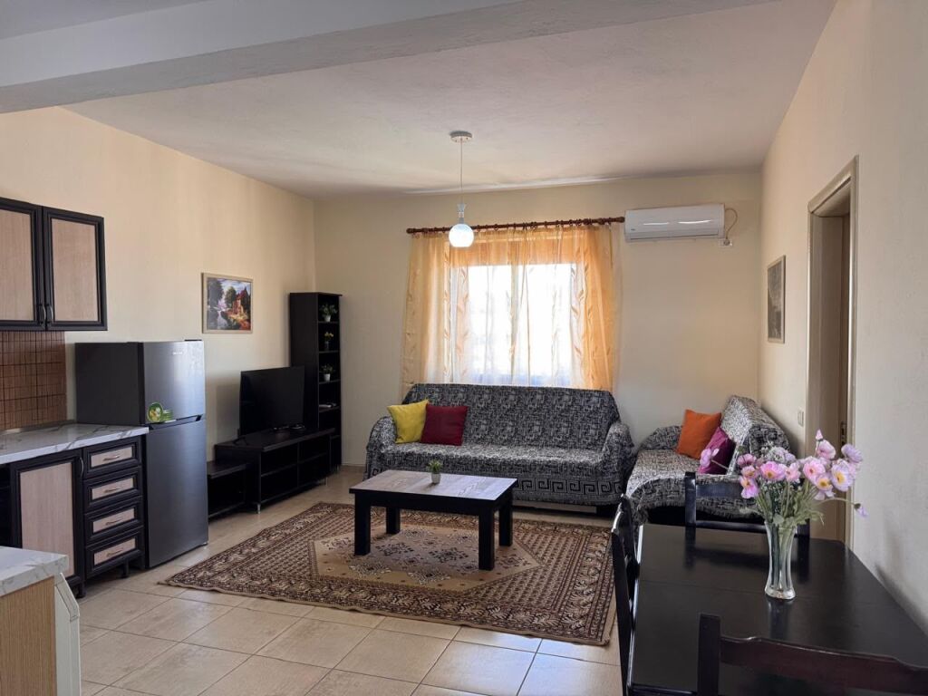 Apartment 1+1 for rent at Tek 21 Dhjetori (F)  ID 5665
